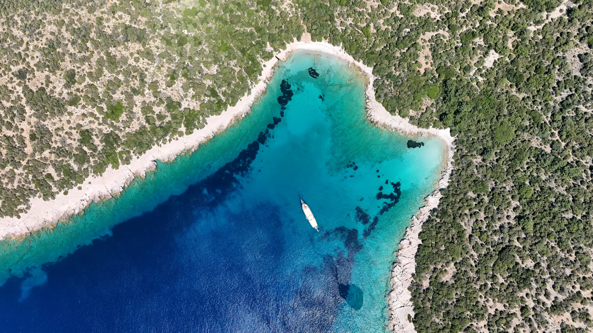 karaada poyraz bay